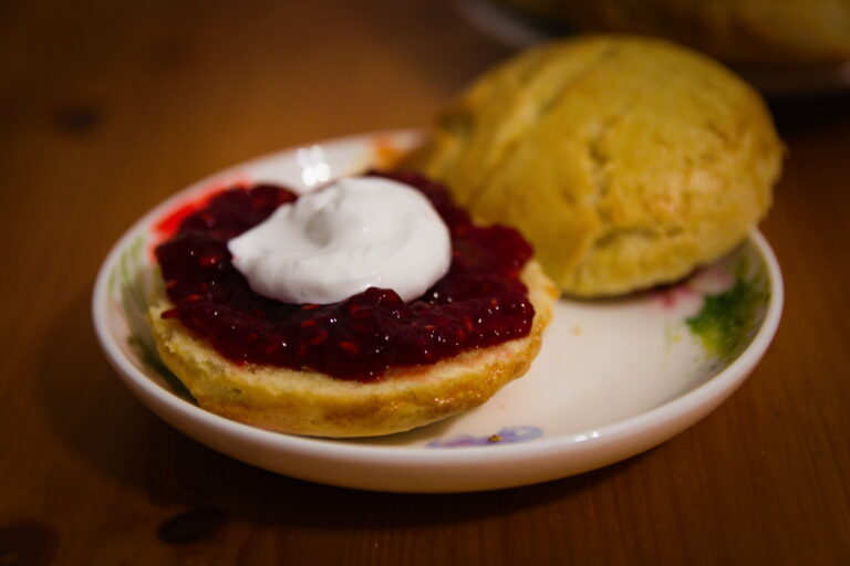 Skotsko scones cesta kolem světa bez lepku a mléka